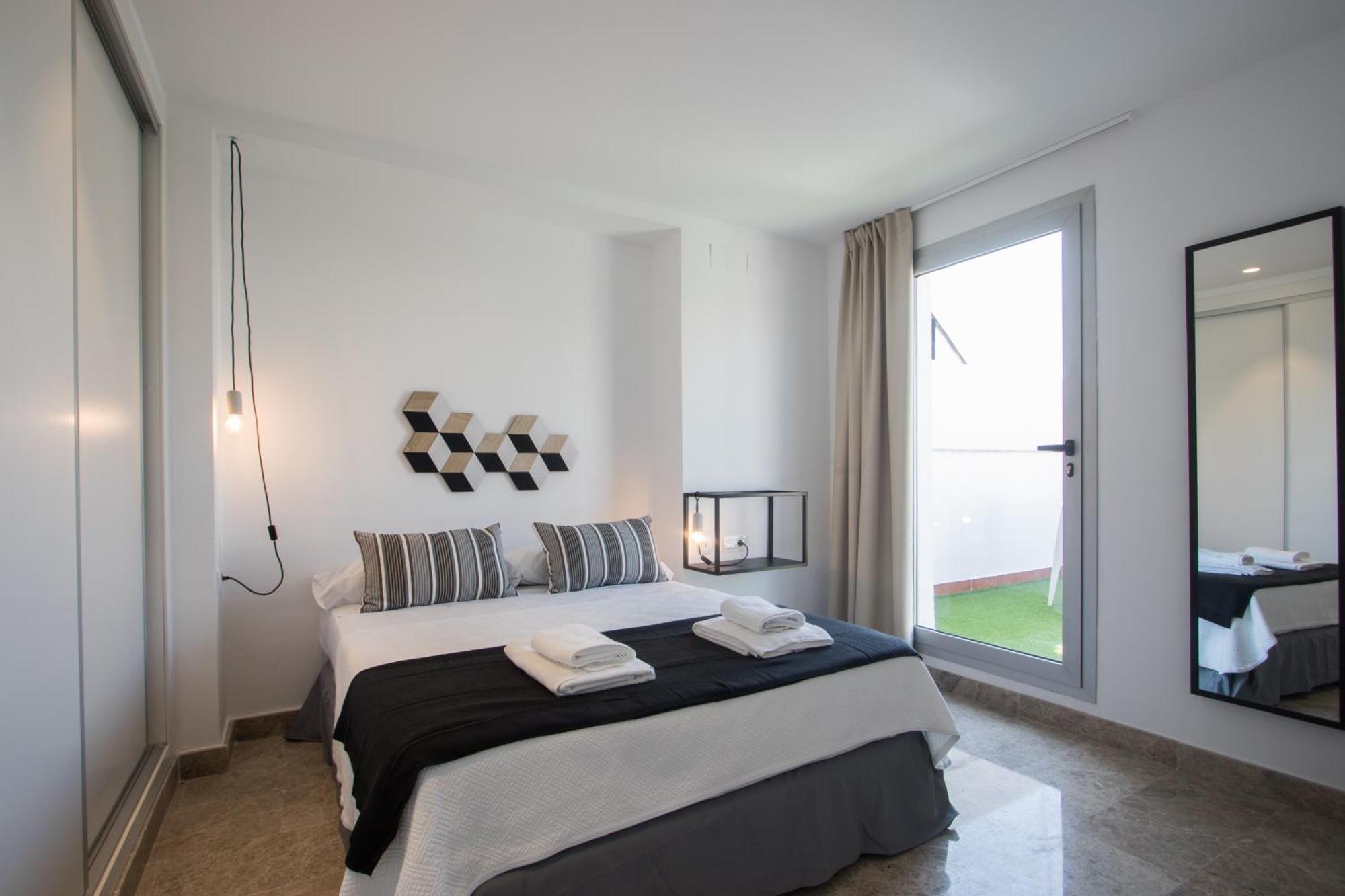 Flatsforyou Marina Playa Valensiya Dış mekan fotoğraf